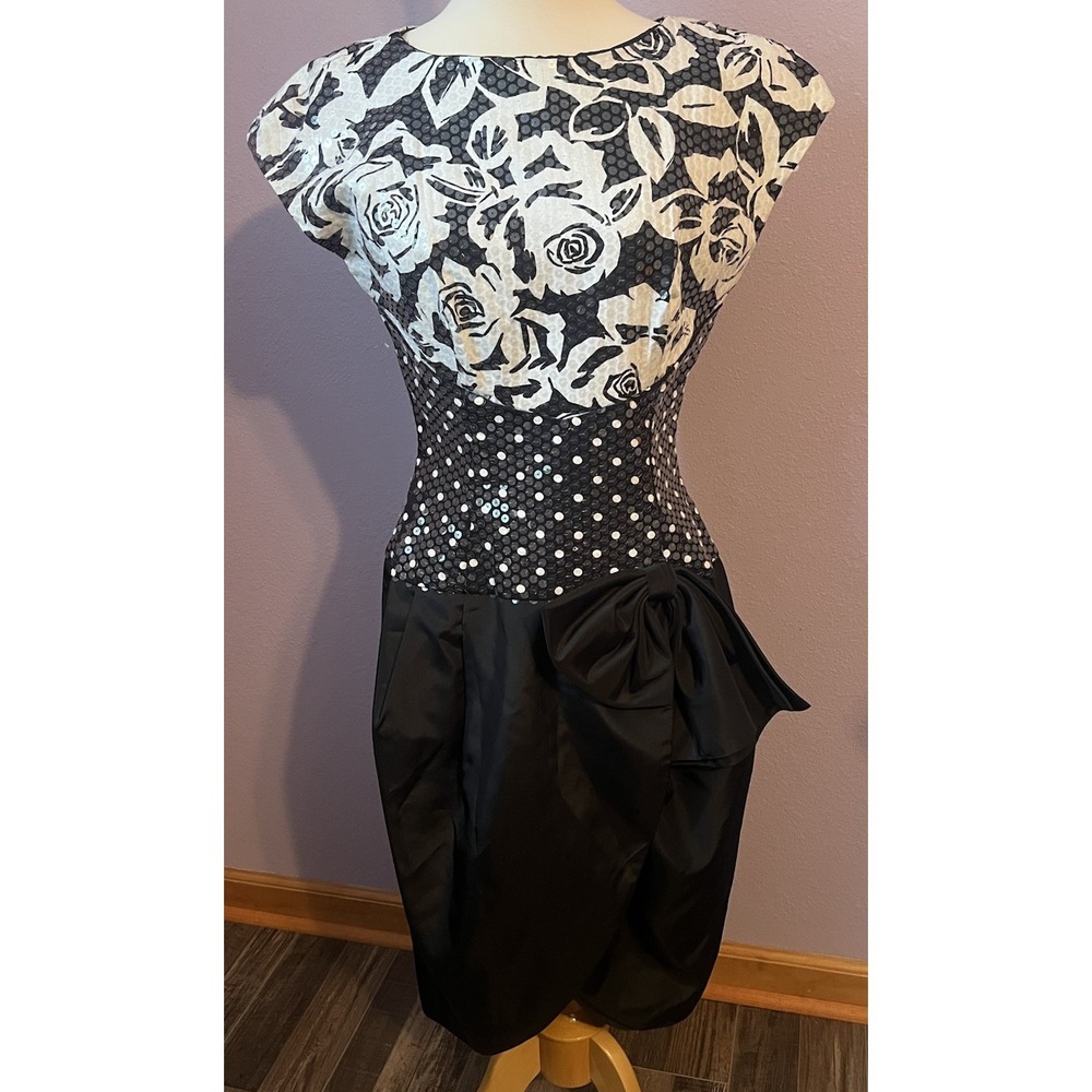 Vintage Morton Myles Black White Rose Floral Sequin Big‎ Bow Cocktail Dress Sz 8
